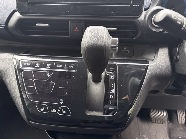 MITSUBISHI EK X