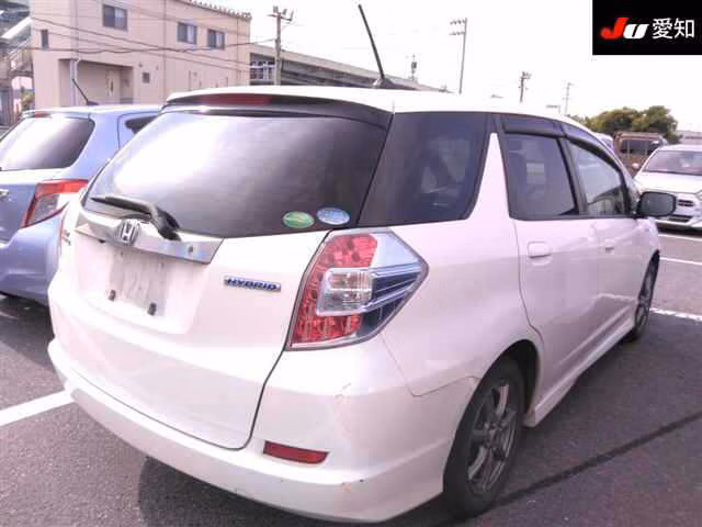 HONDA FIT SHUTTLE