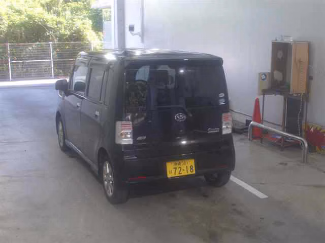 DAIHATSU MOVE CONTE