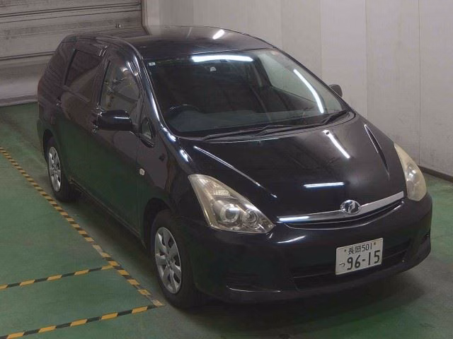TOYOTA WISH