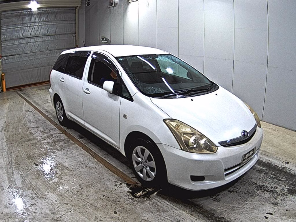 TOYOTA WISH
