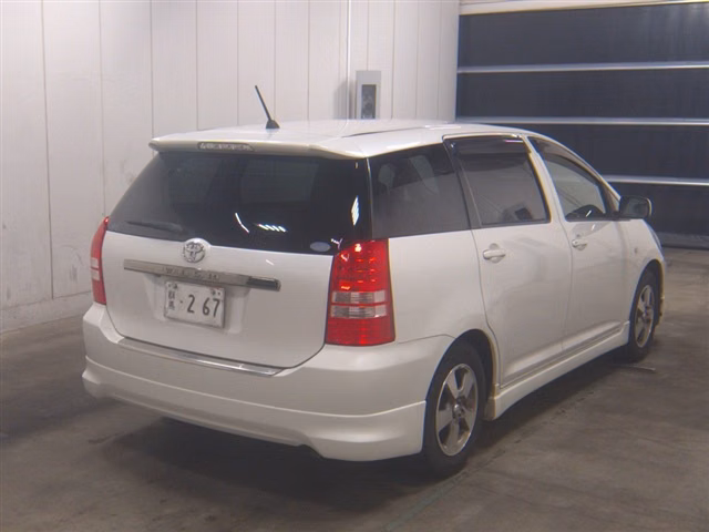 TOYOTA WISH