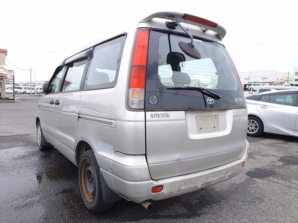 TOYOTA TOWN ACE NOAH