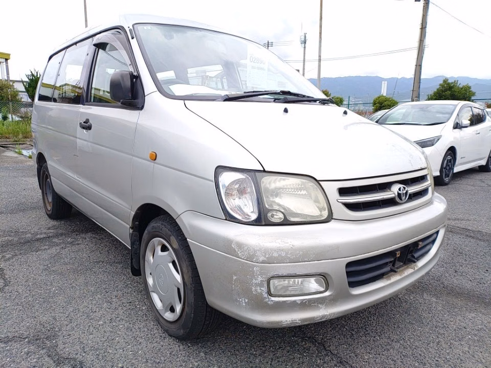 TOYOTA TOWN ACE NOAH