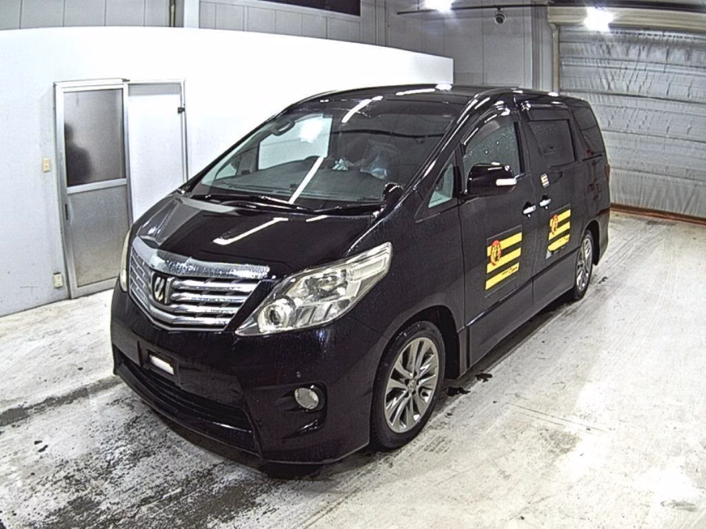 TOYOTA ALPHARD