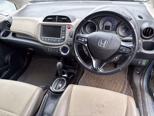 HONDA FIT SHUTTLE