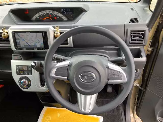 DAIHATSU WAKE