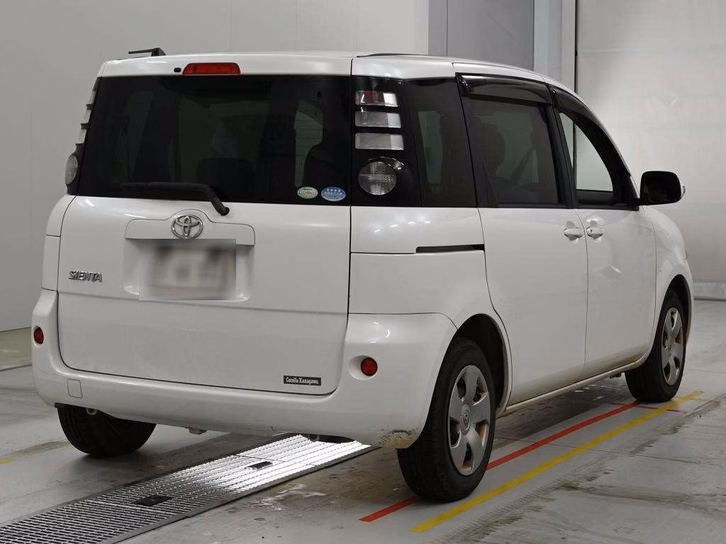 TOYOTA SIENTA