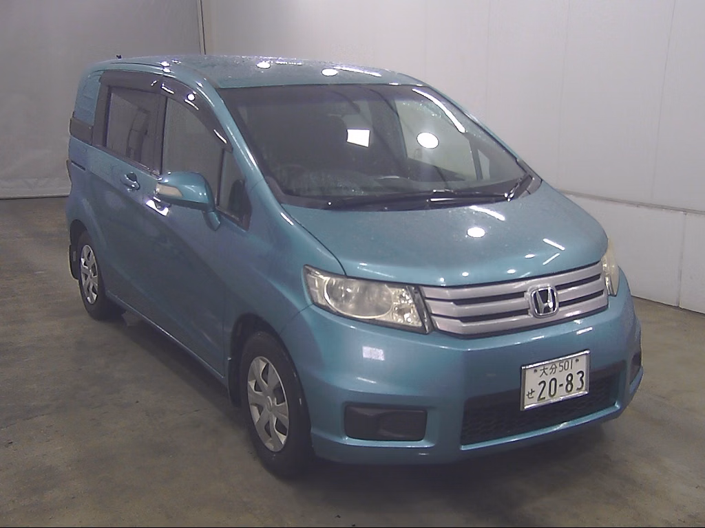 HONDA FREED SPIKE