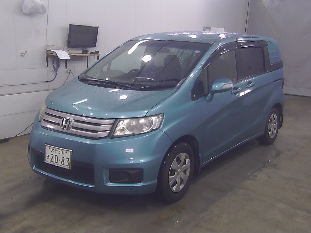 HONDA FREED SPIKE