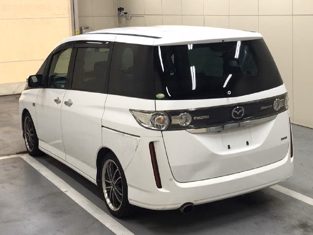 MAZDA BIANTE