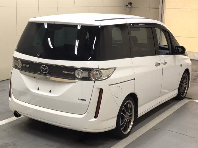MAZDA BIANTE