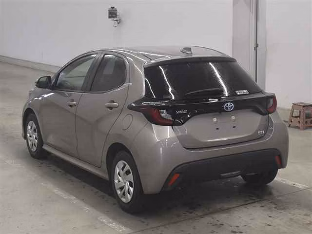 TOYOTA YARIS