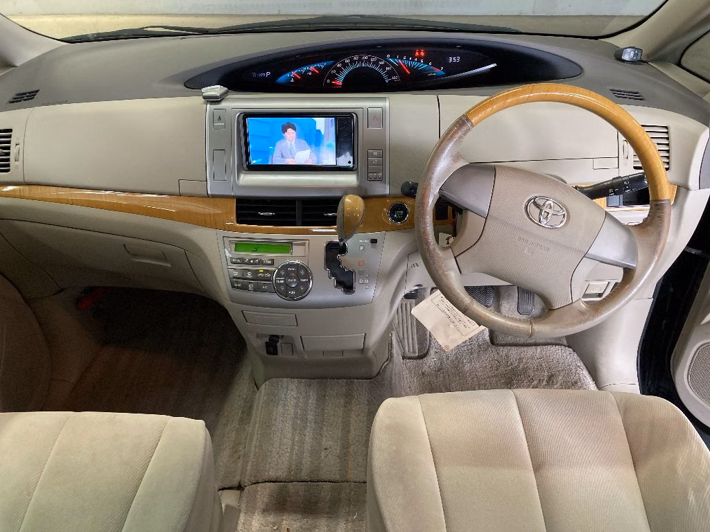 TOYOTA ESTIMA