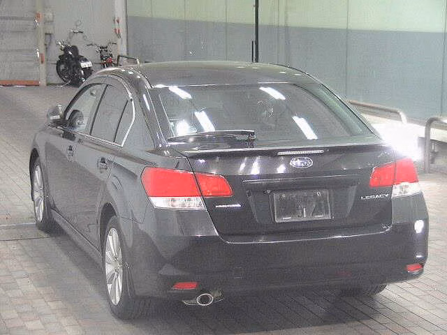 SUBARU LEGACY B4