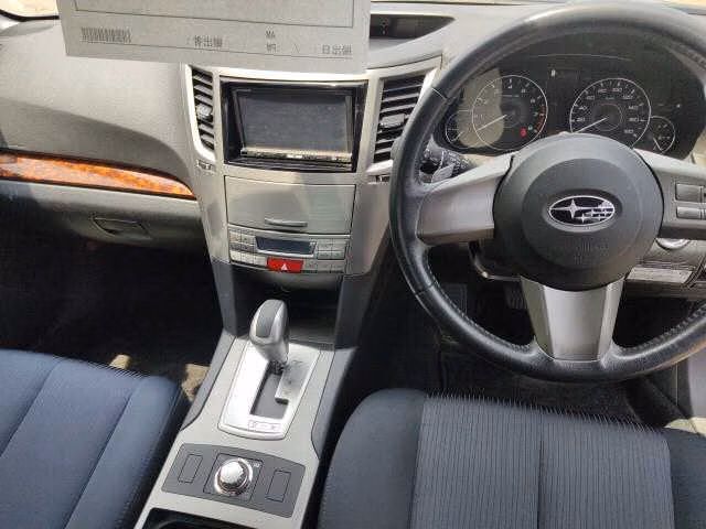 SUBARU LEGACY B4