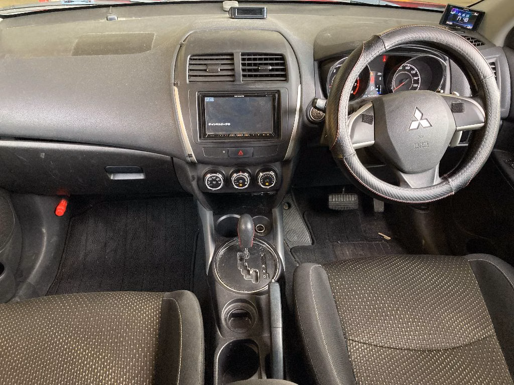 MITSUBISHI RVR