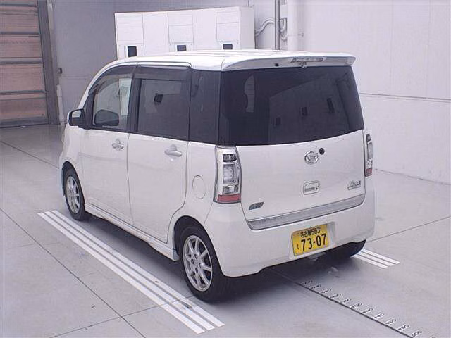 DAIHATSU TANTO EXE