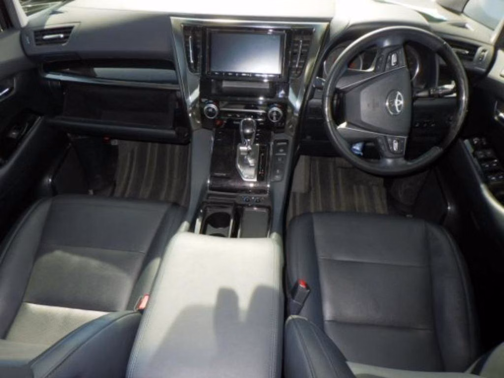 TOYOTA VELLFIRE
