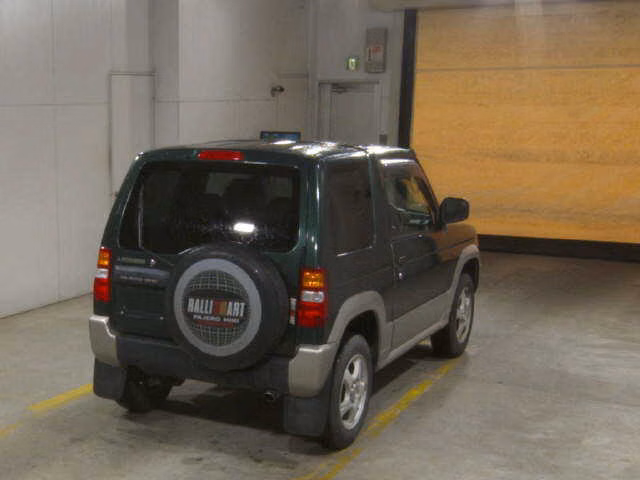 MITSUBISHI PAJERO MINI