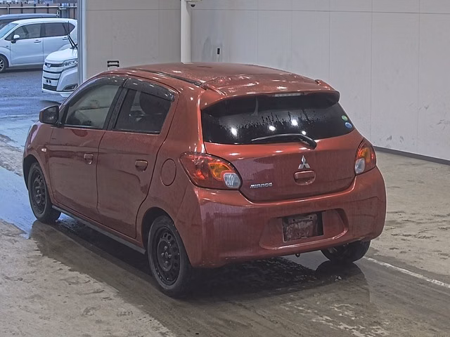 MITSUBISHI MIRAGE
