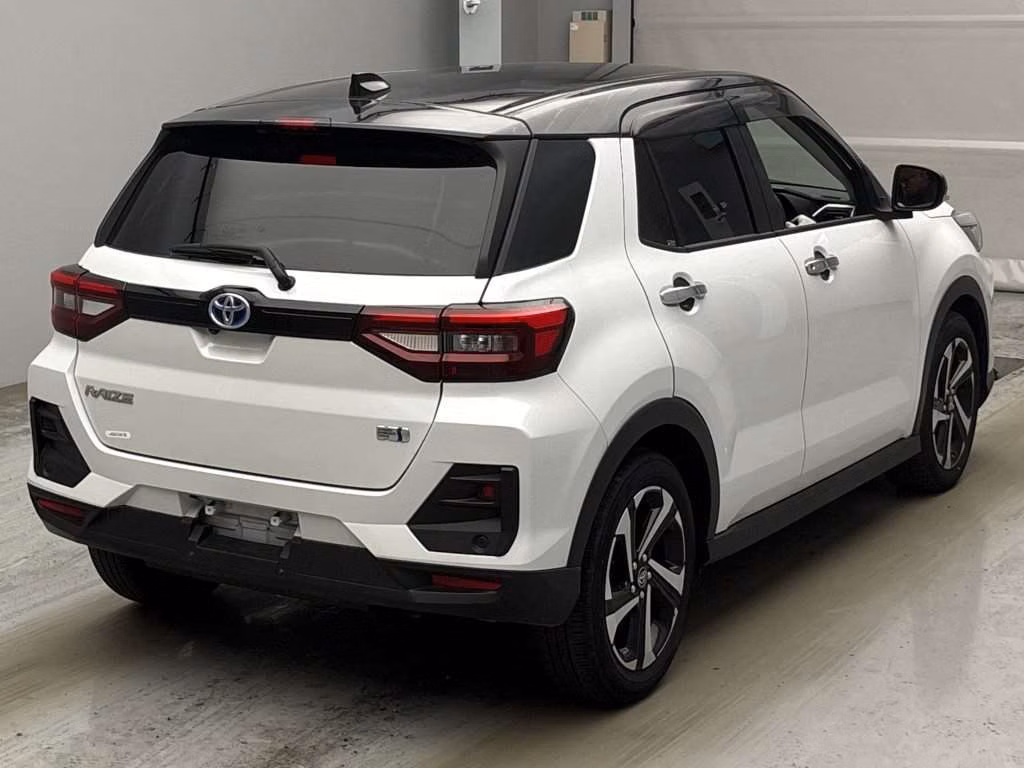 TOYOTA RAIZE