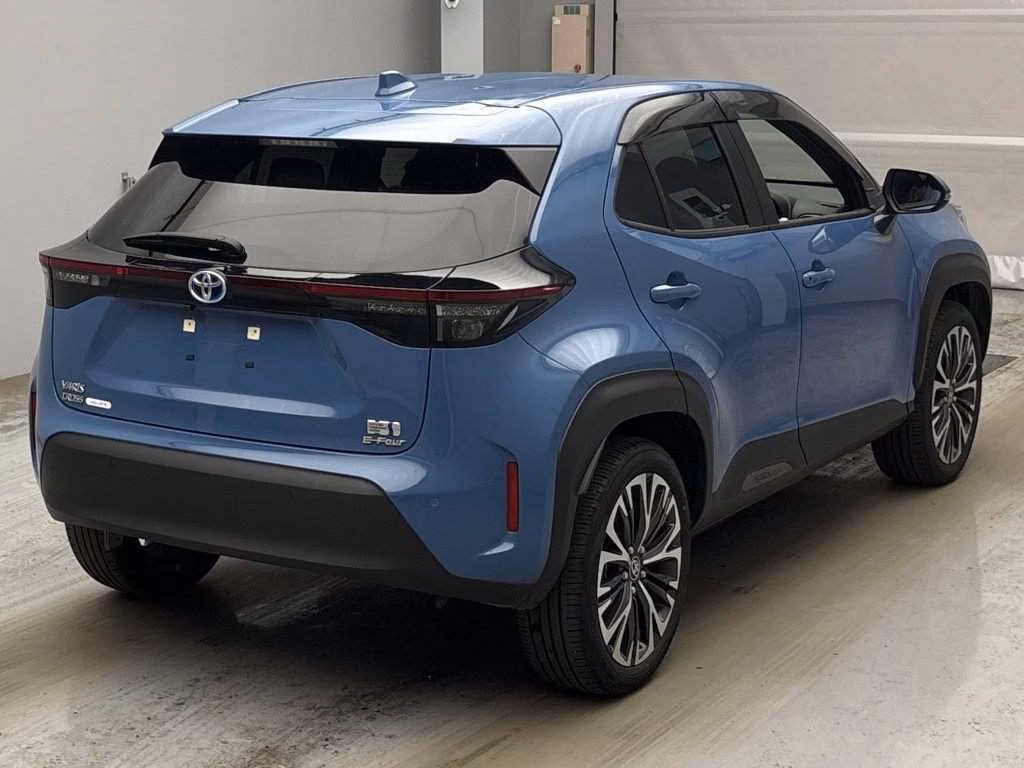 TOYOTA YARIS CROSS