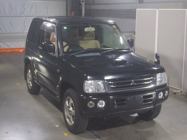 MITSUBISHI PAJERO MINI