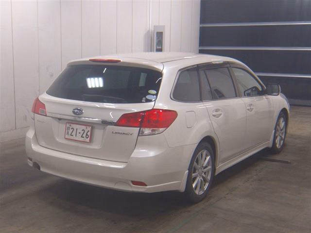 SUBARU LEGACY