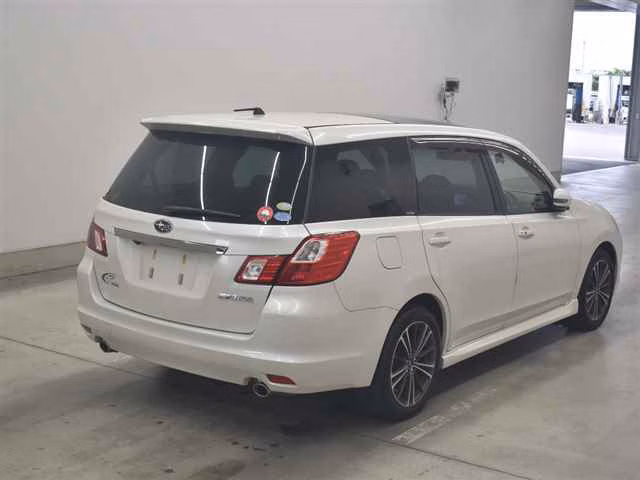 SUBARU EXIGA