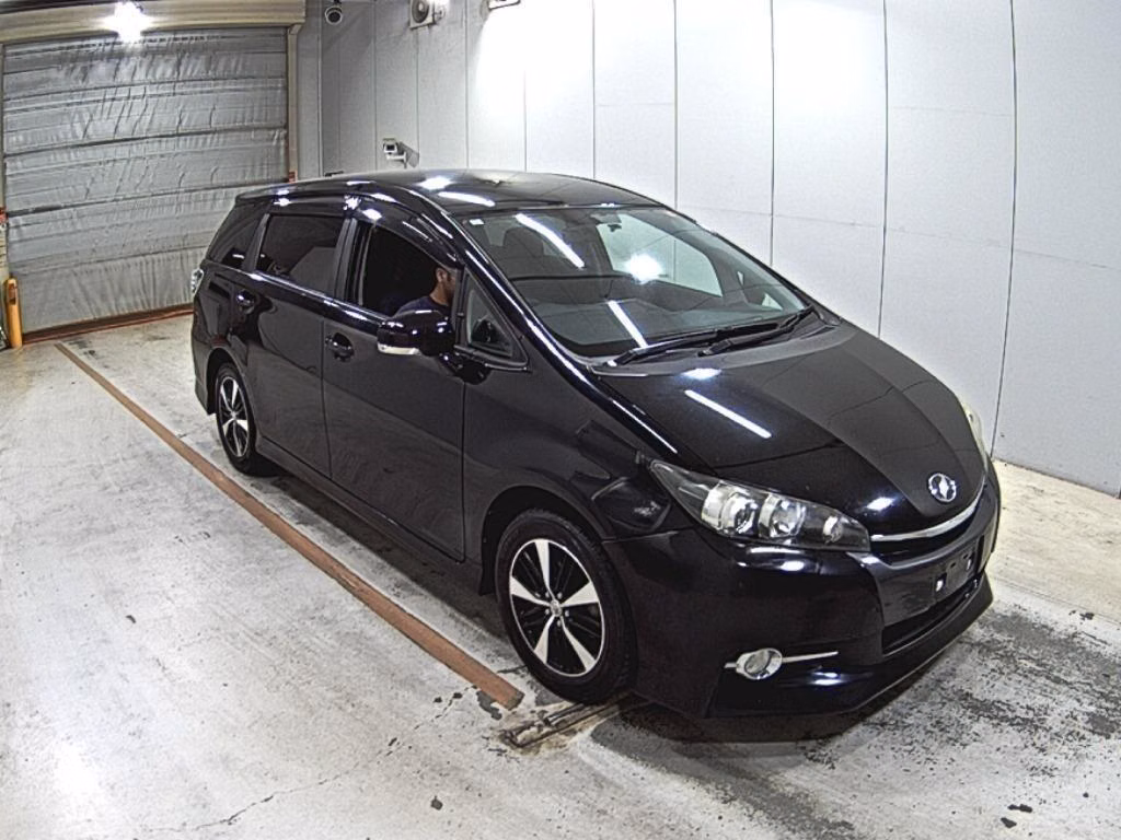 TOYOTA WISH