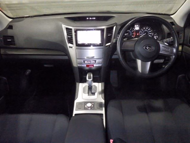 SUBARU LEGACY B4