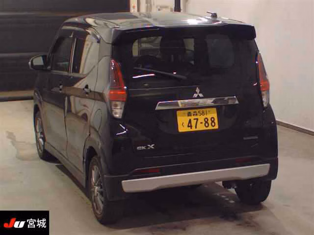 MITSUBISHI EK X