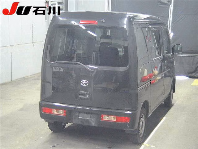 TOYOTA PIXIS VAN