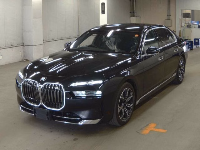 BMW 7-SERIES