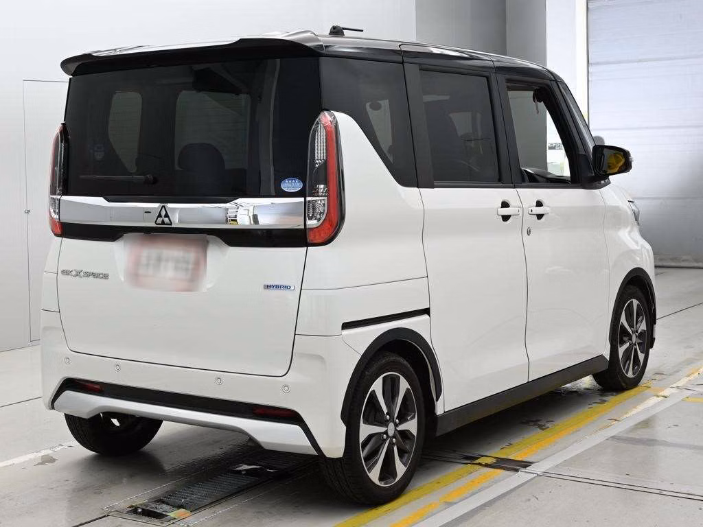 MITSUBISHI EK SPACE
