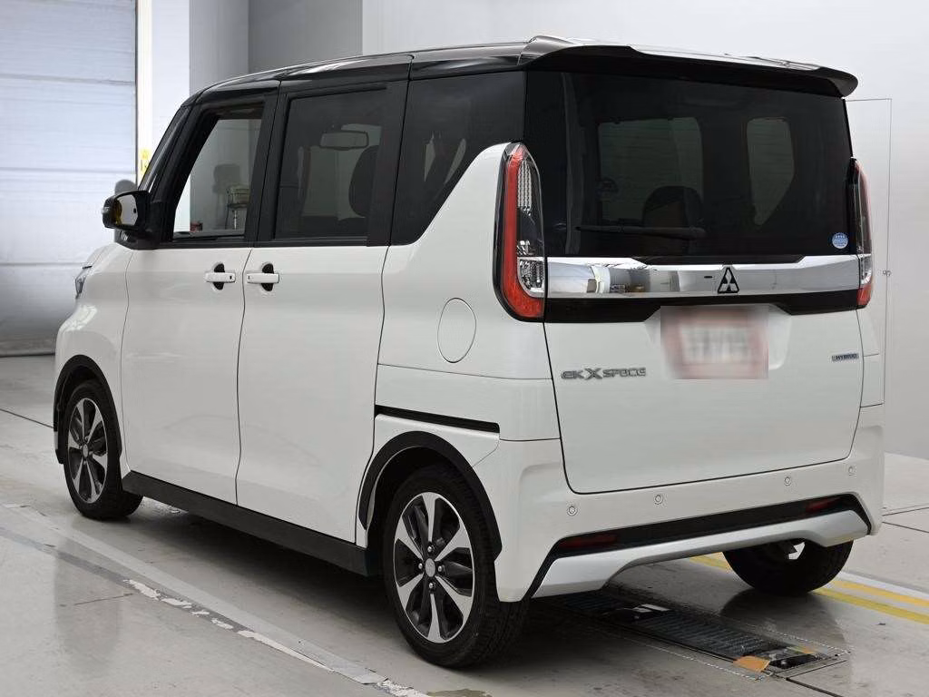 MITSUBISHI EK SPACE