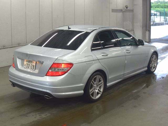 MERCEDES-BENZ C-CLASS