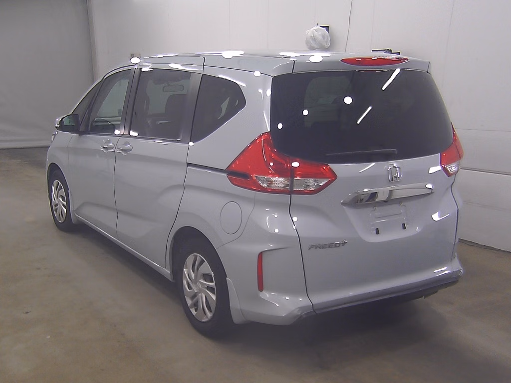 HONDA FREED+