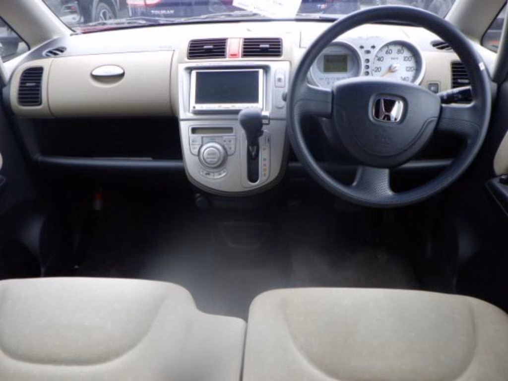 HONDA LIFE