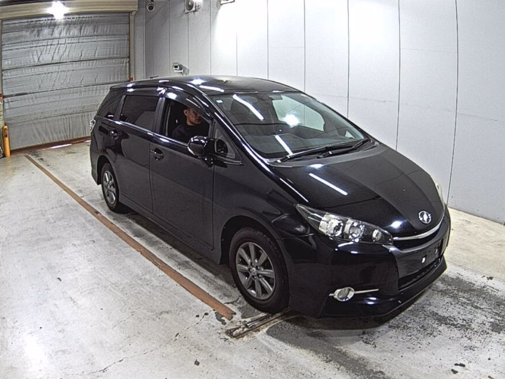 TOYOTA WISH