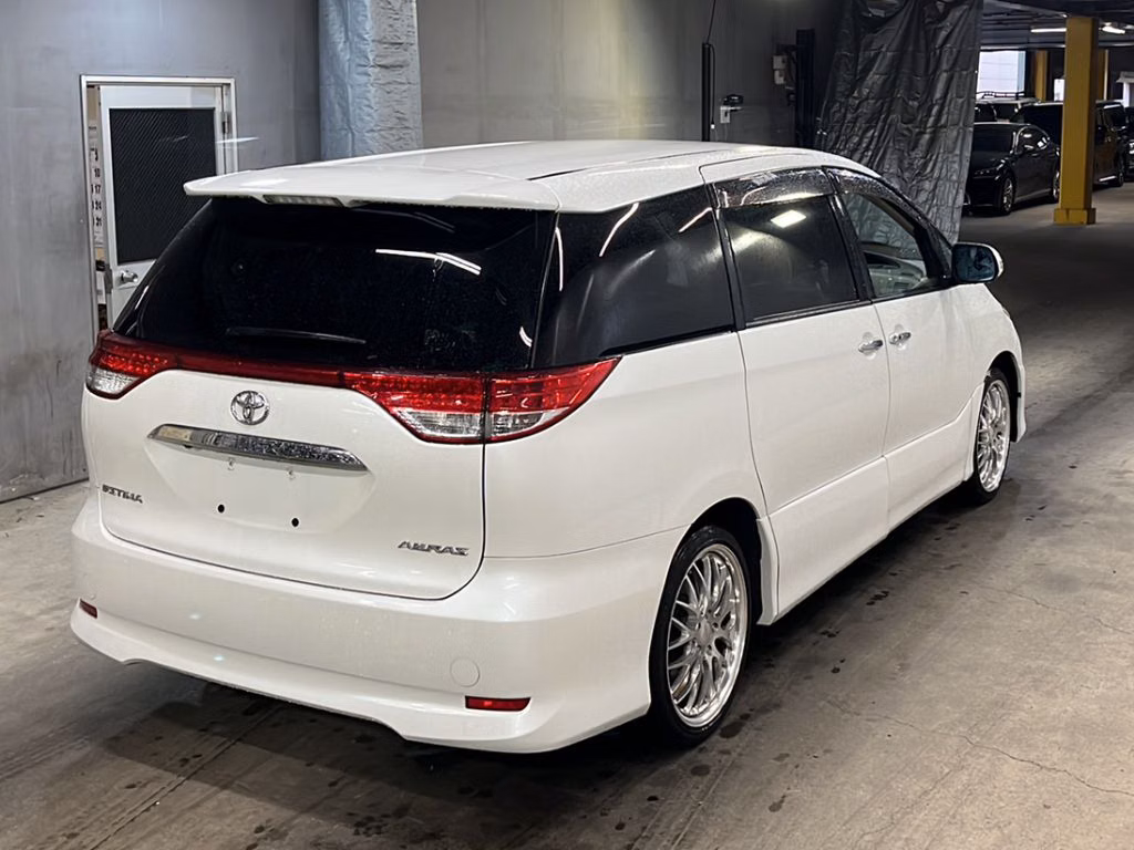 TOYOTA ESTIMA