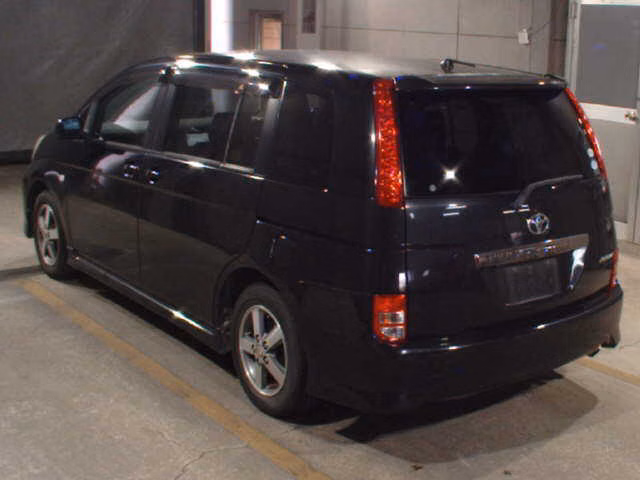 TOYOTA ISIS