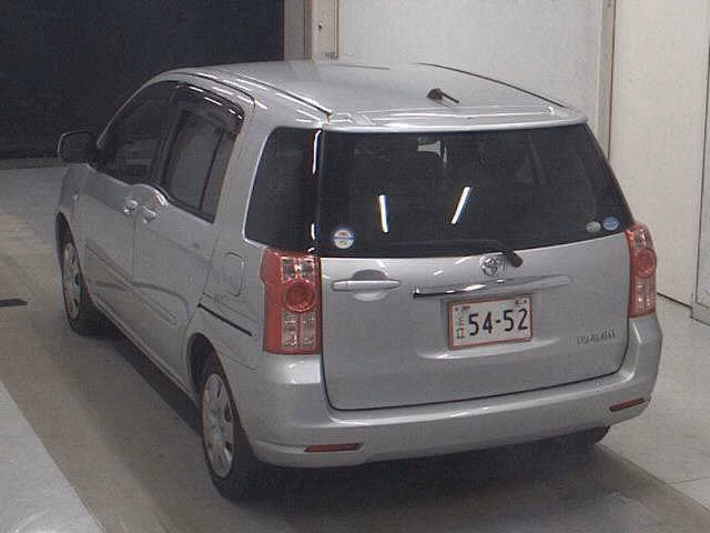 TOYOTA RAUM
