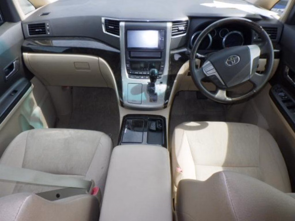 TOYOTA ALPHARD