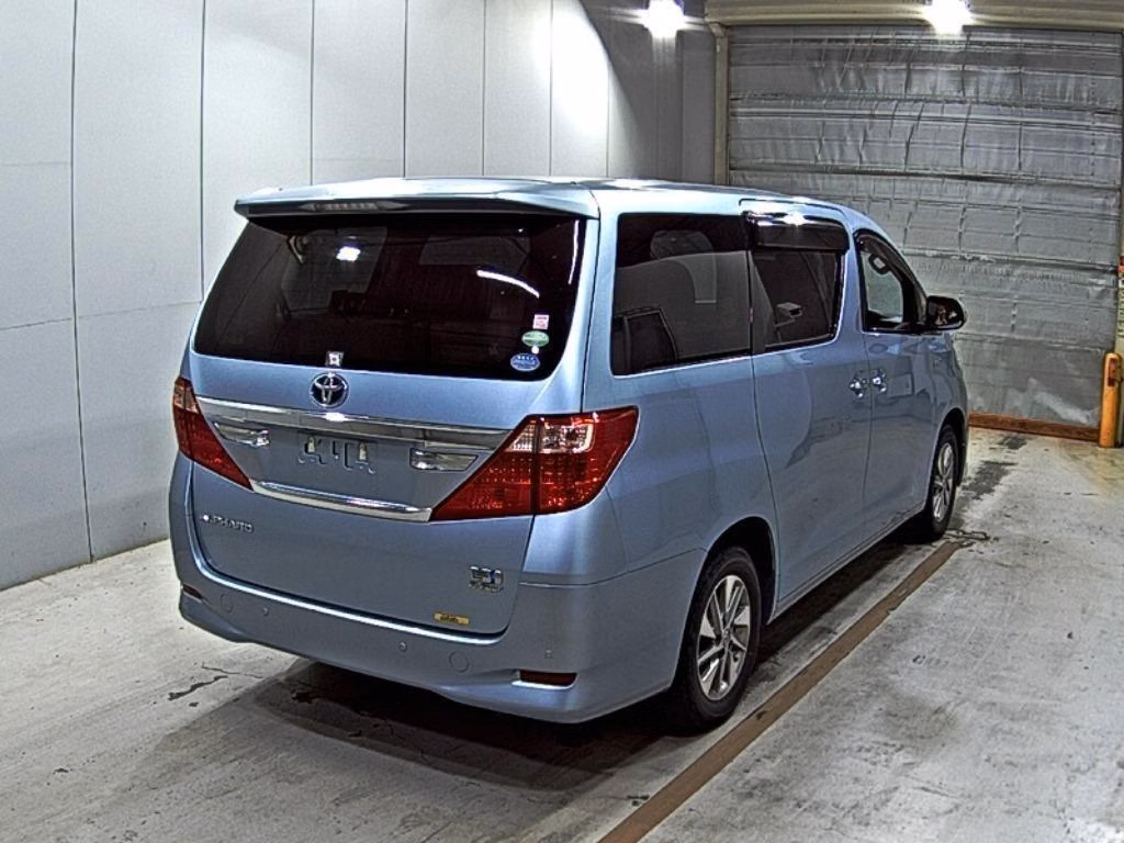 TOYOTA ALPHARD