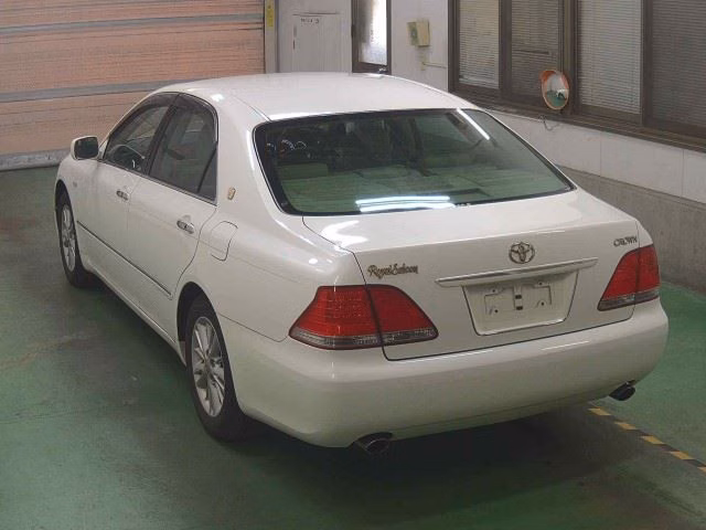 TOYOTA CROWN