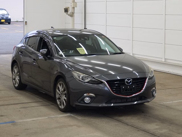 MAZDA AXELA