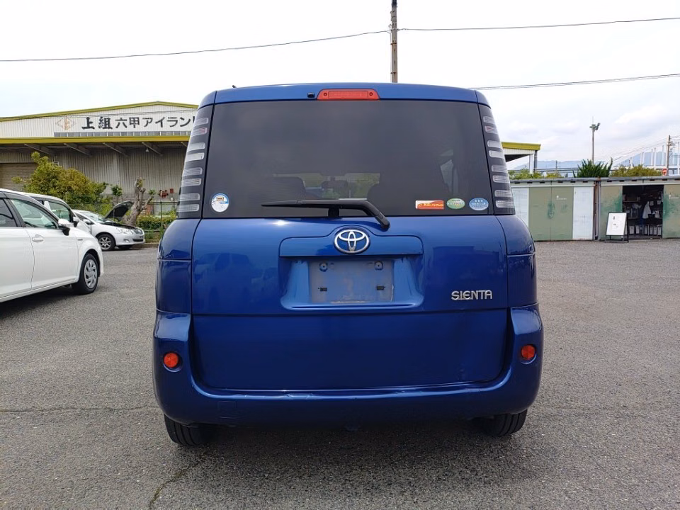 TOYOTA SIENTA