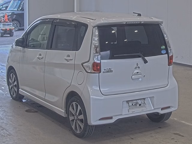 MITSUBISHI EK CUSTOM